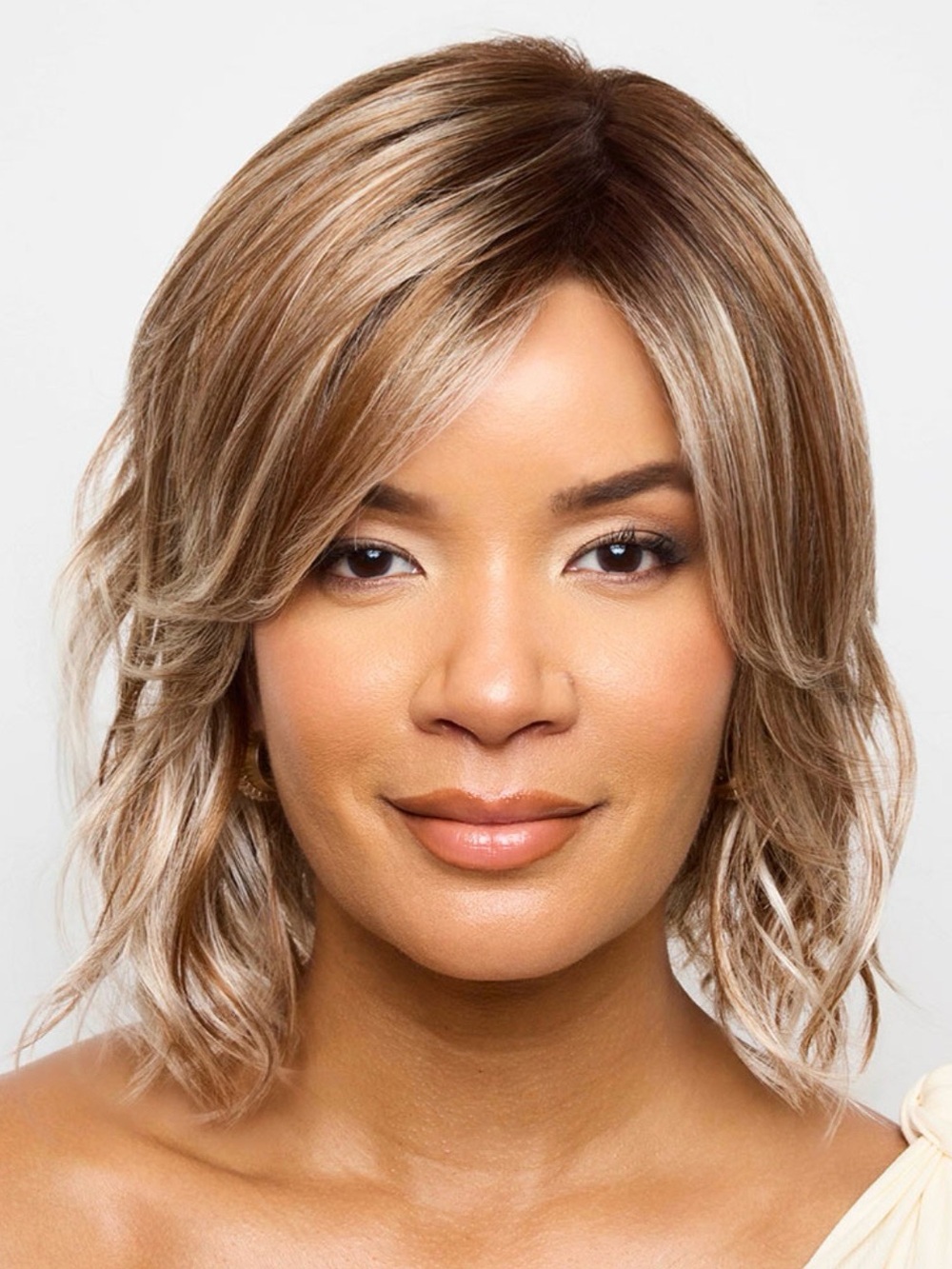 NORIKO Briar Synthetic Nutmeg R short to mid length wig! New in box! Never on!